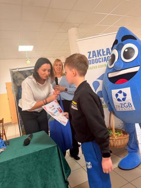 589c251e-c435-40b6-8e2a-7e4dab0142b0