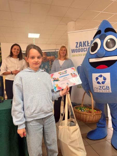 5b6abe9a-8574-4c4a-be94-69589f66044e