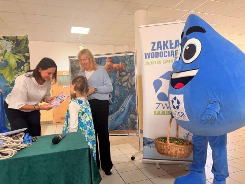 eefea5da-8d7f-4e8c-bc2a-003d62f964d5